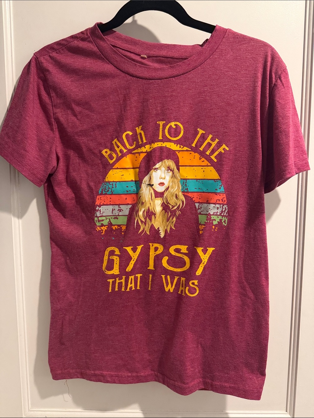 Stevie Nicks Vintage-Inspired Graphic Tee - Berry Pink